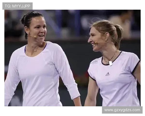 1996 洛杉矶半决赛：达文波特爆冷终结格拉芙连胜